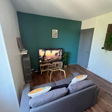 Le Petit Jardin De Bellune Apartman *